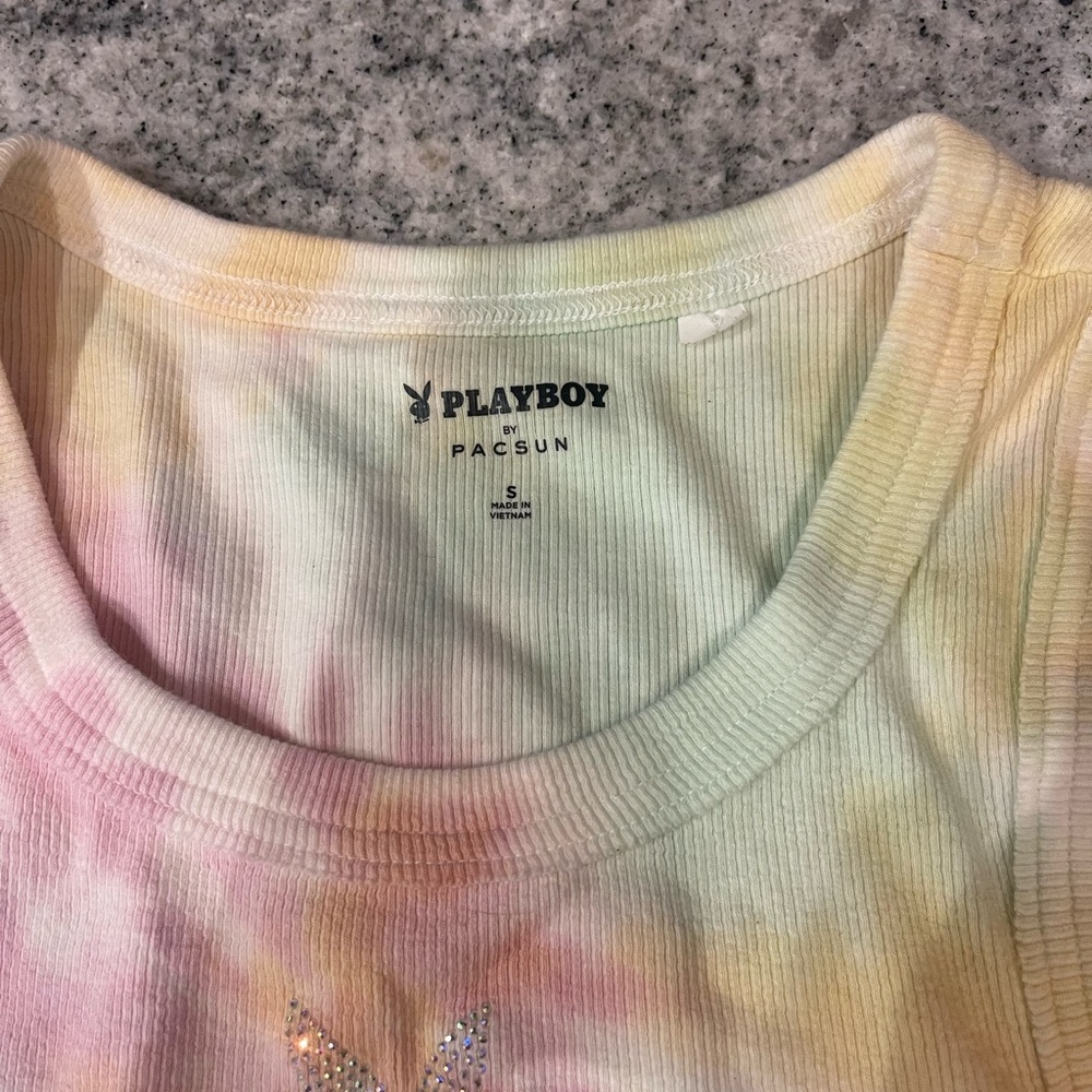 PLAYBOY by pacsun Pastel Tie-Dye cropped Tank Top - Picture 4 of 5